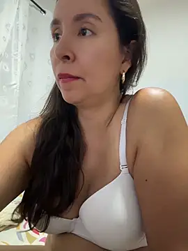 emely_sexx20 webcam