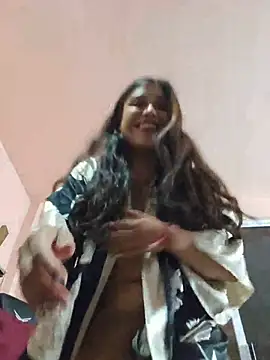 TheCatCrazy free Latina webcam preview