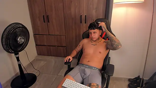 Jake_simons webcam