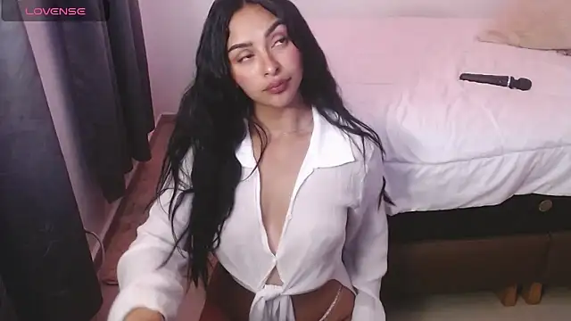 melaniie01 - Melaniie01's free webcam - UK Sex Cams