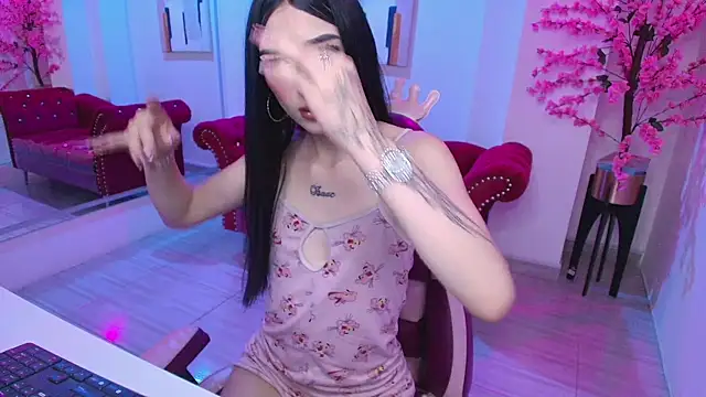 Emily_andrews webcam
