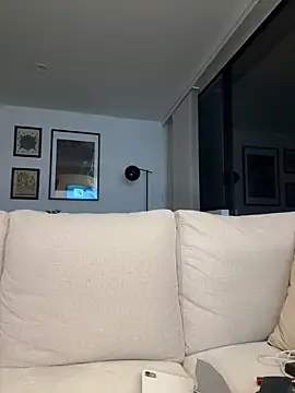 Rae_Lil_White webcam