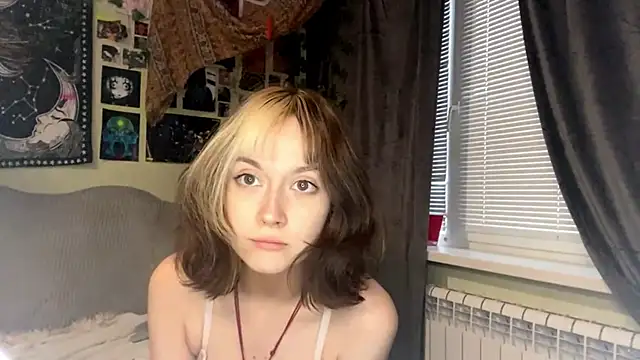 YourFavoriteAltgirl webcam