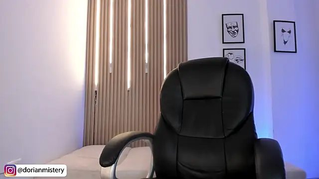 Dorianmistery2322_ webcam