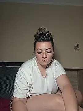 Sweetredvelvet webcam