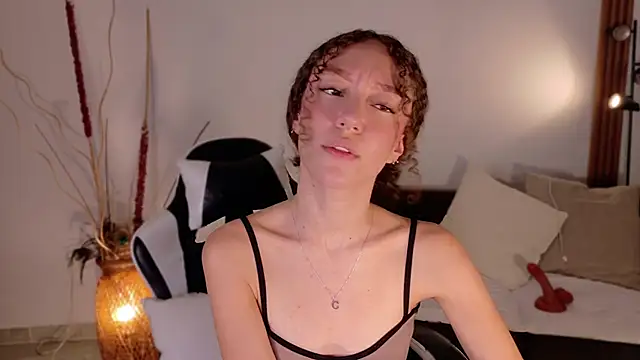 ChloeMoreti webcam