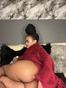 Hot_Mess18 webcam
