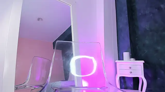 gingermoon_ - GingerMoon_'s free webcam - UK Sex Cams