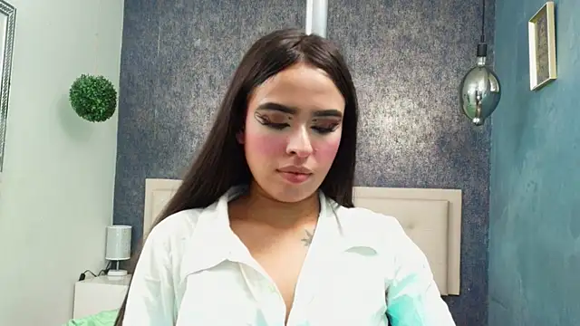 Cloeandtyfanny webcam