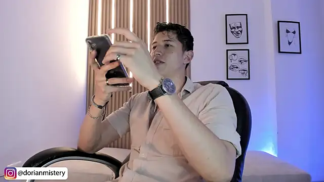 Dorianmistery2322_ webcam