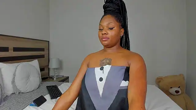 Renee-18 webcam