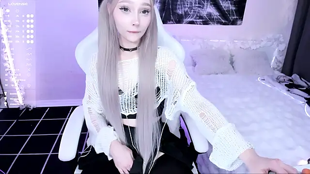 lyric4 webcam