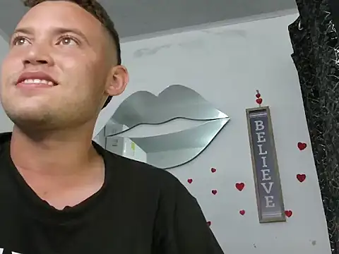 sven_fox723 webcam
