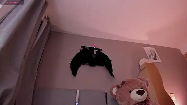 Zaray_star webcam