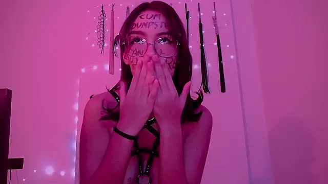 nina_kink live sex cam
