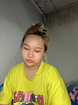 Almira6868 webcam