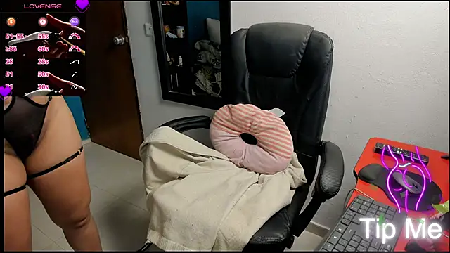 peanut_tangerine webcam