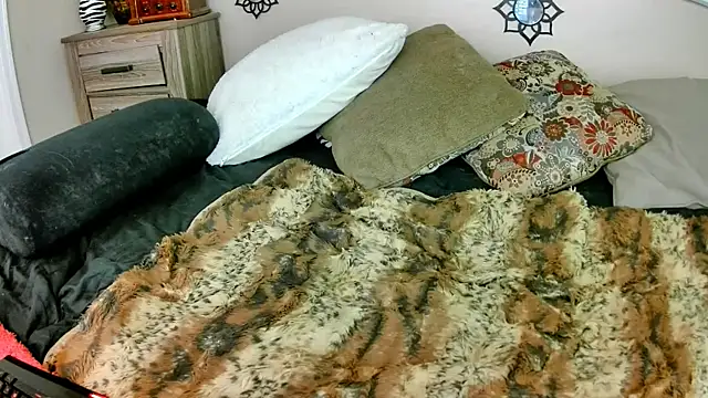 Lourdesnoir@xh webcam