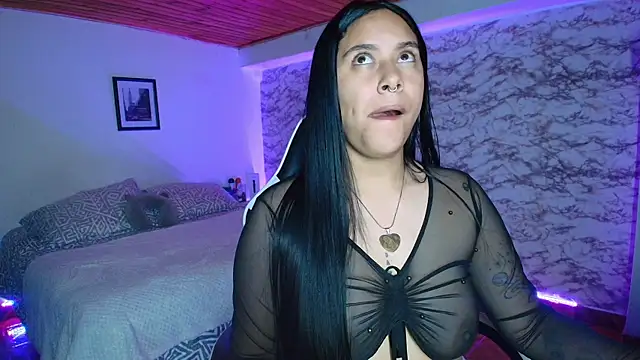Camila_IRoose live cam