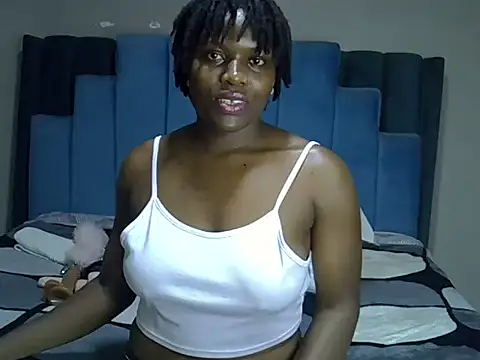 melanin_moon webcam