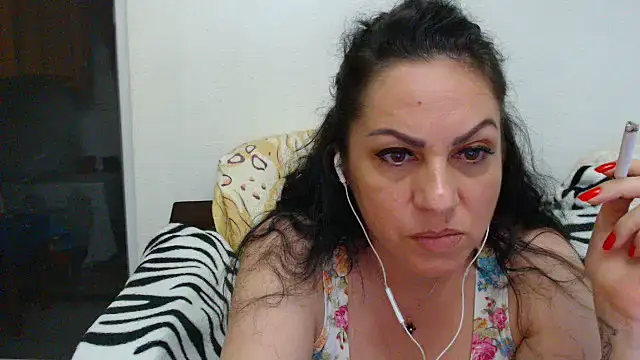 MissElla webcam