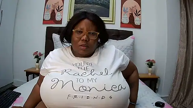 DAIRYBELLELIZxx webcam