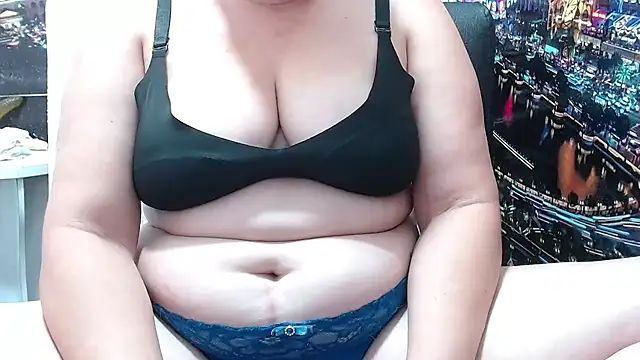 tila_nastyy webcam