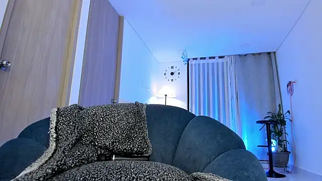 NikaVelvet1 webcam