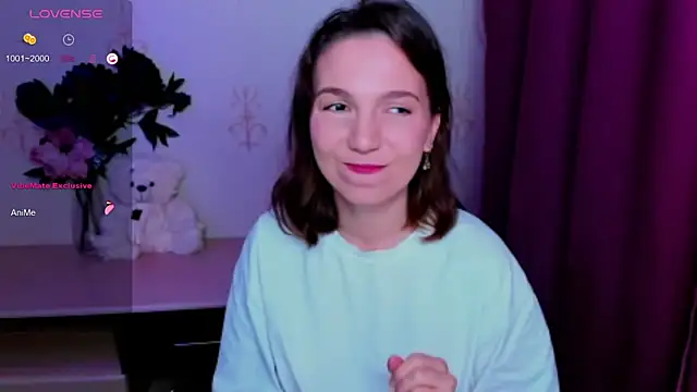 KindHazelHere_ webcam