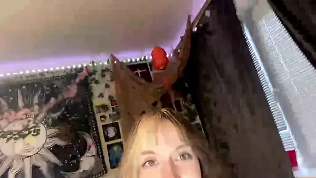 YourFavoriteAltgirl webcam