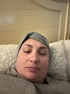 Emily33333 webcam