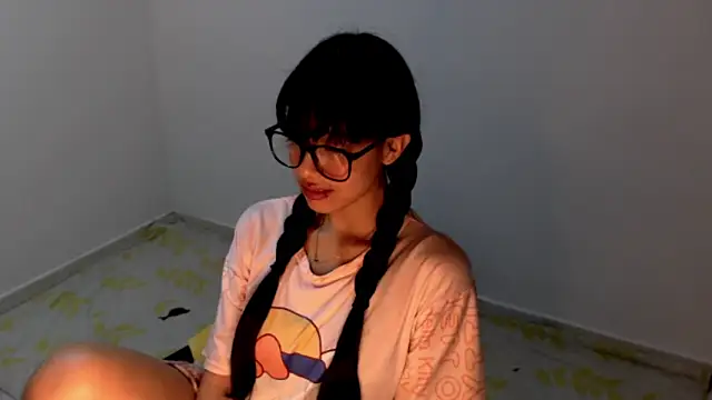 meganmiauu webcam