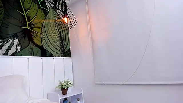 Skarlet_Kiss webcam