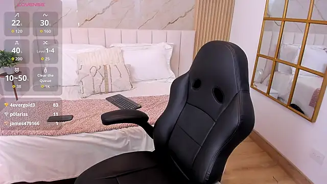 LindseyConnors webcam