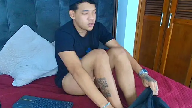 bick_jhonn webcam