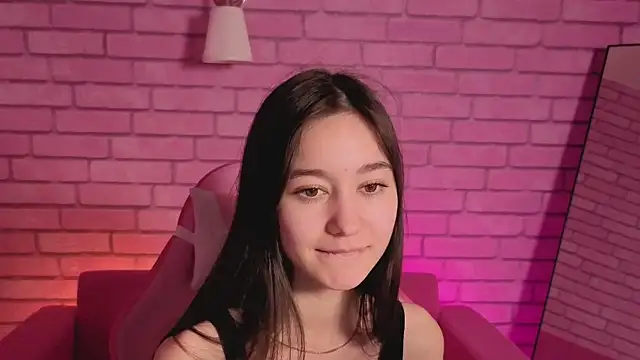 Nicole_Brownie webcam