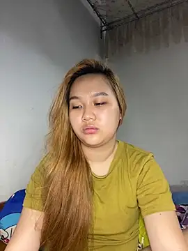 Almira6868 webcam