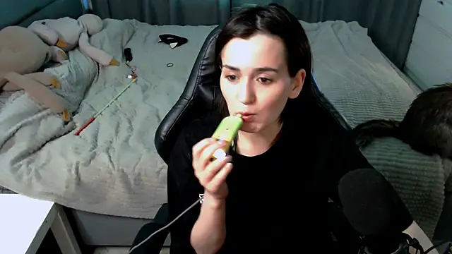 KiraYammy webcam