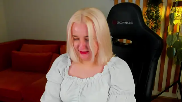 LioraArdyn webcam