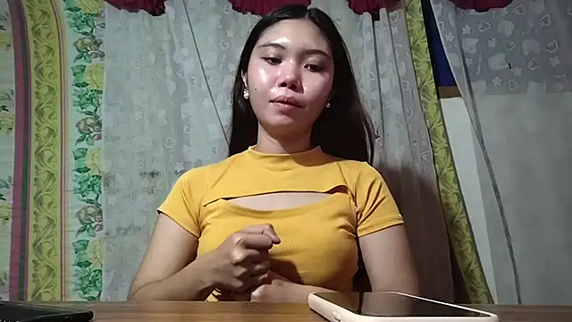 RegenaKhanponaphan webcam