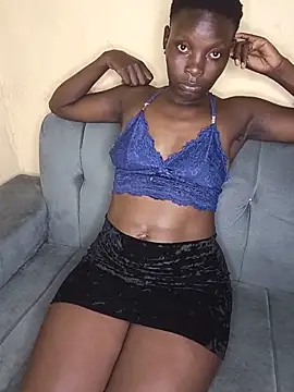 curvylilah webcam