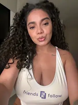Curlyierr webcam