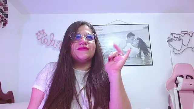 Amelie_Rousell webcam
