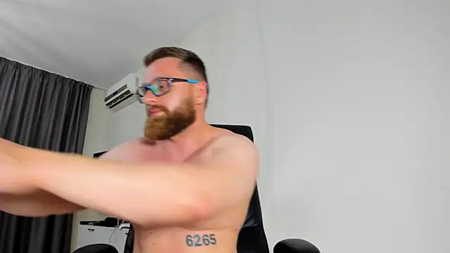 Findom_guy webcam
