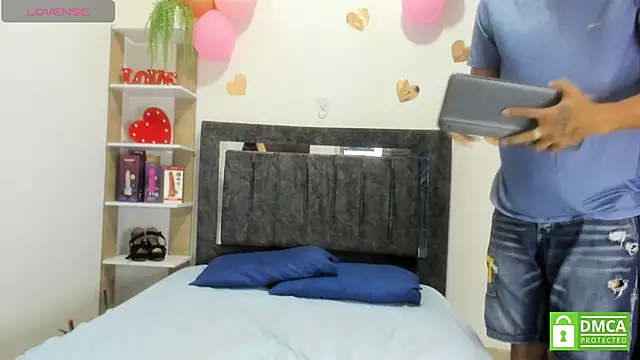 Grace_and_Milo webcam