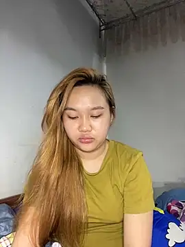 Almira6868 webcam