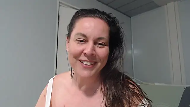 fulloferotic webcam