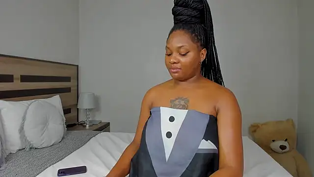 Renee-18 webcam