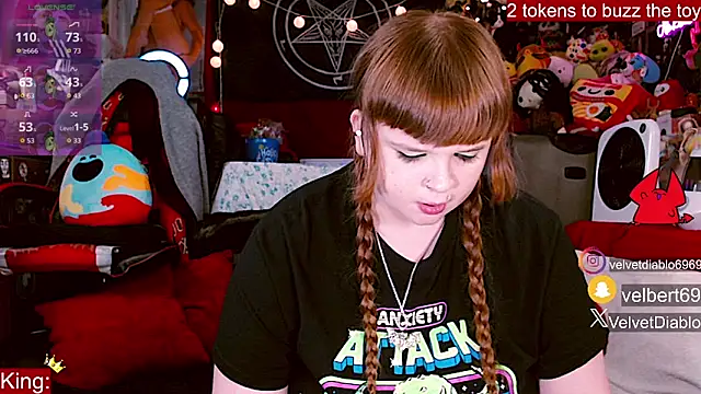 VelvetDiablo webcam