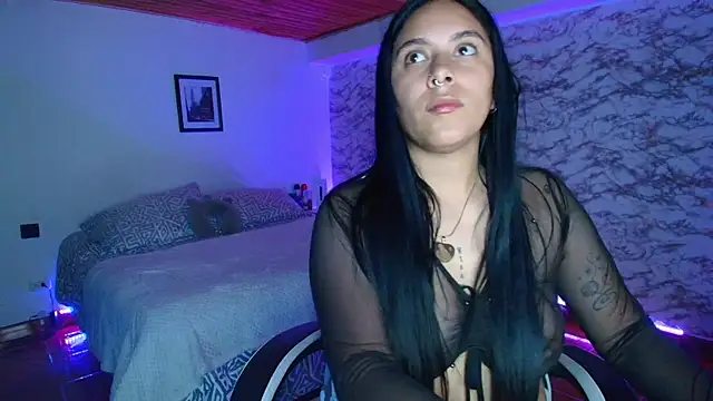 Camila_IRoose live cam